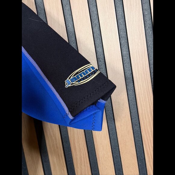 Body Glove Wetsuit Medium Mens Black & Blue Neoprene 2.1mm Jammer Shortie - Picture 9 of 15